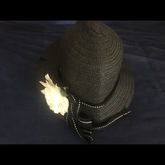 Fun hat - Picture 2 of 2